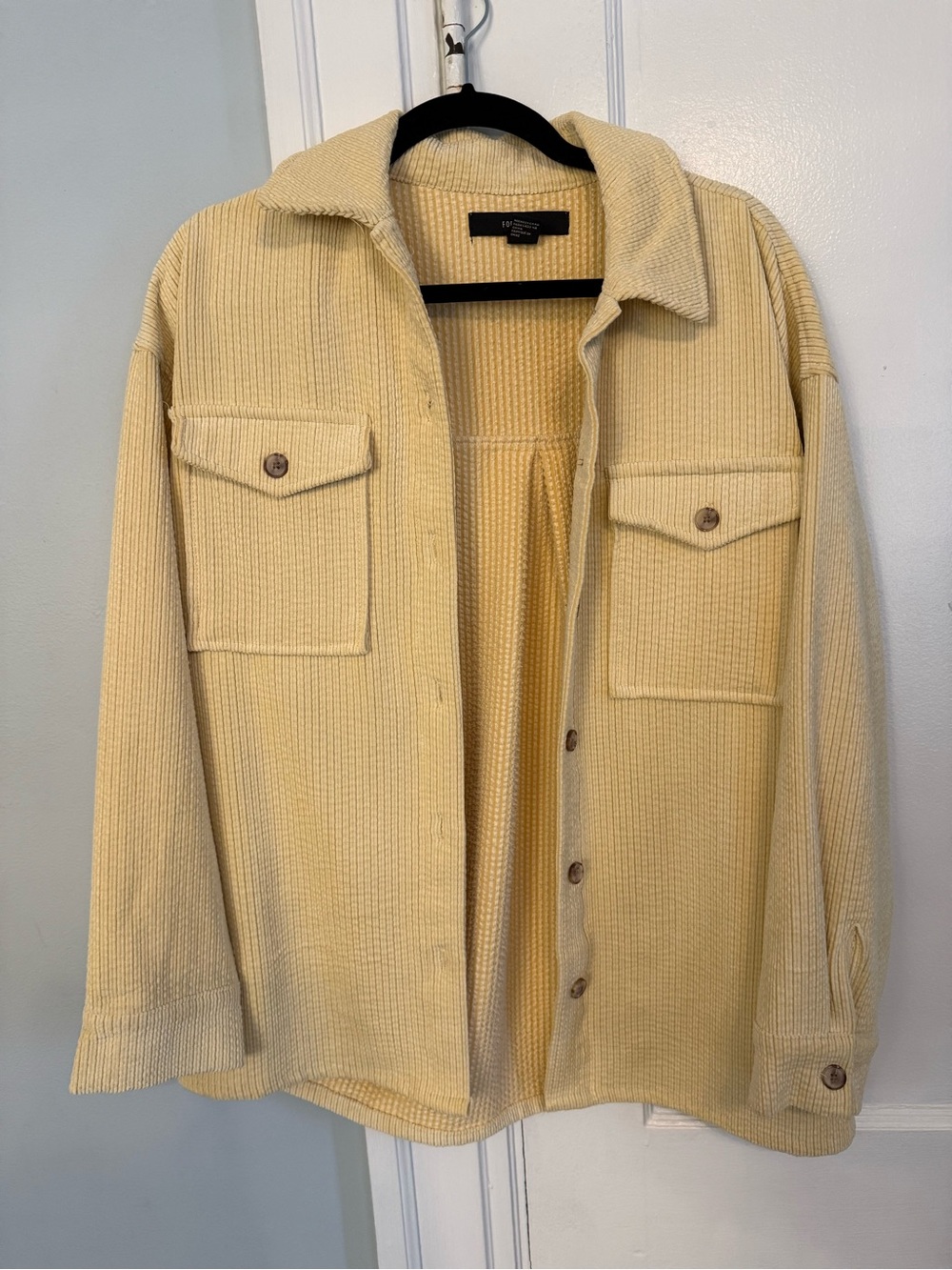 Women’s Classic Button-Front Yellow Overshirt Jacket